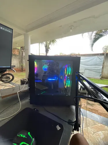 Pc gamer que roda tudo completo 