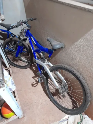 Vendo mountain bike