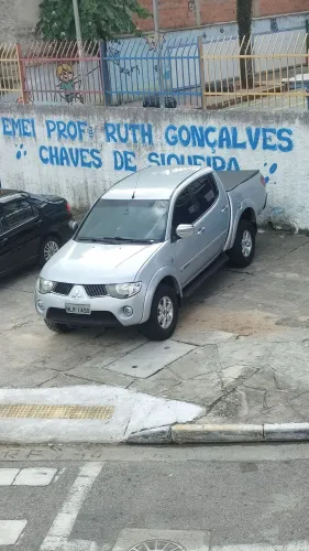 Mitsubishi L200 Triton HPE 3.2 CD TB Int.diesel AUT 2009