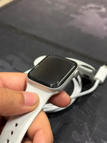 Apple watch Se 2 44mm gps + cel silver