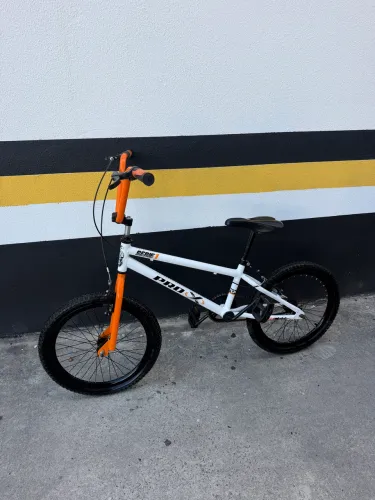 Bicicleta BMX Pro-X Série 1 Aro 20- Excelente Estado