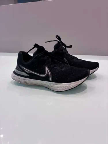 Tênis Nike React Infinity Run Flyknit 3 Feminino Tamanho 36