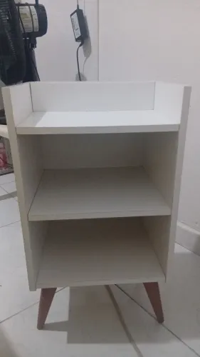 Mesa de Cabeceira Nicho Organizador Retrô - Cor Branca