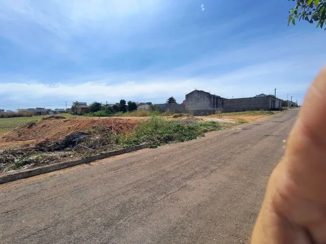 VENDE-SE 3 LOTES DE 12X30, PARK DOS BURITIS 