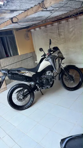 Vendo XRE 300 SAHARA