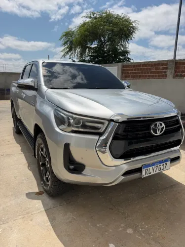 Toyota Hilux CD SRV 4X4 2.8 TDI Diesel Aut. 2022