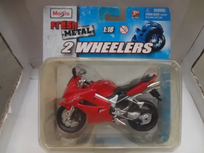 Miniaturas de Motos Maisto em escalas diferentes not hot wheels 17jcd