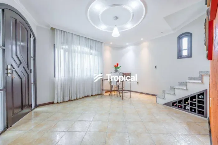 Casa com 6 dormitórios à venda, 242 m² por R$ 2.050.000,00 - Garcia - Blumenau/SC