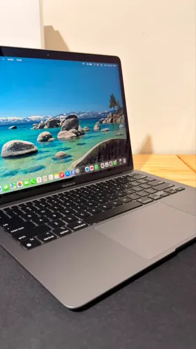 Macbook Air M1 8gb de RAM/ 256gb de SSD em PERFEITO ESTADO!!!