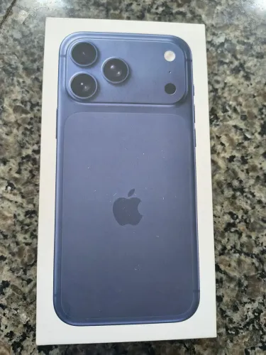 iPhone 17 promax 256g.
