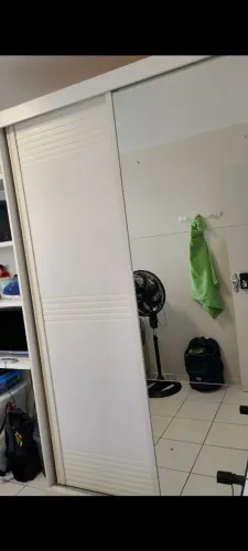 Guarda roupa portas de correr
