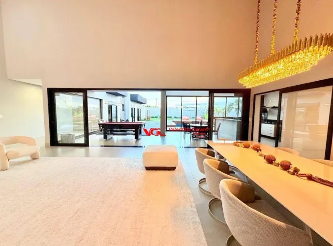 Casa de Condomínio com 4 Quartos à venda, 427m² - Reserva Petrus