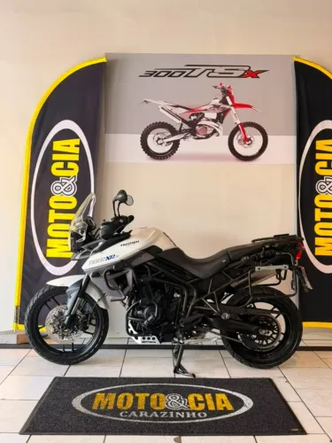 TRIUMPH TIGER 800 XRX 2016 - Branca | IPVA 2026 Pago | Completa