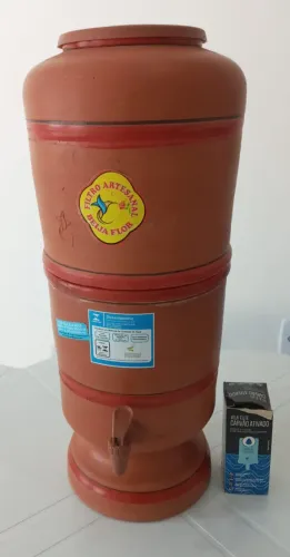 Filtro de barro para água 01 vela com carvão ativado - Marca Beija -Flor