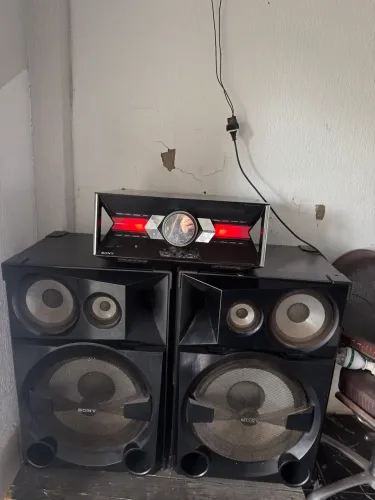 VENDO SOM SONY SHAKE 7 2.400 RMS