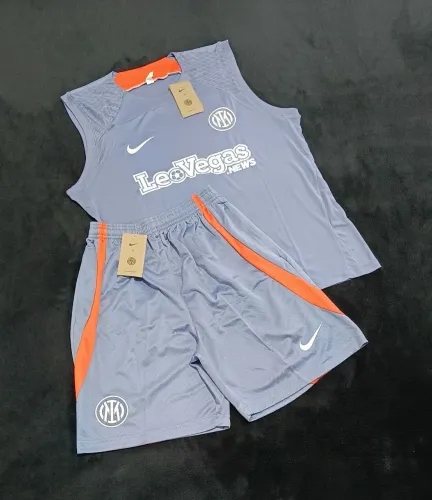 Conjunto de treino da Inter de Milão 23/24