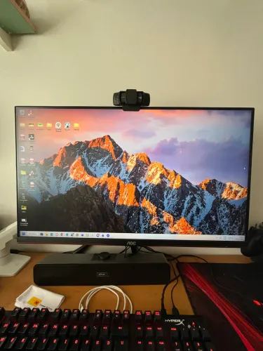 Monitor AOC 27G2G4