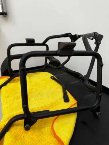 Suporte lateral Givi