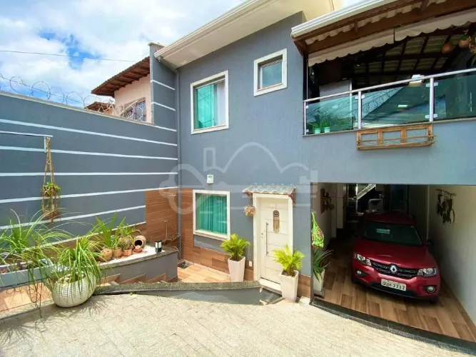 Casa geminada à venda, 2 quartos, 2 suítes, 3 vagas, Serrano - Belo Horizonte/MG