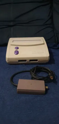 Vendo Super Nintendo Baby funcionando. Vai só com o cabo rf.