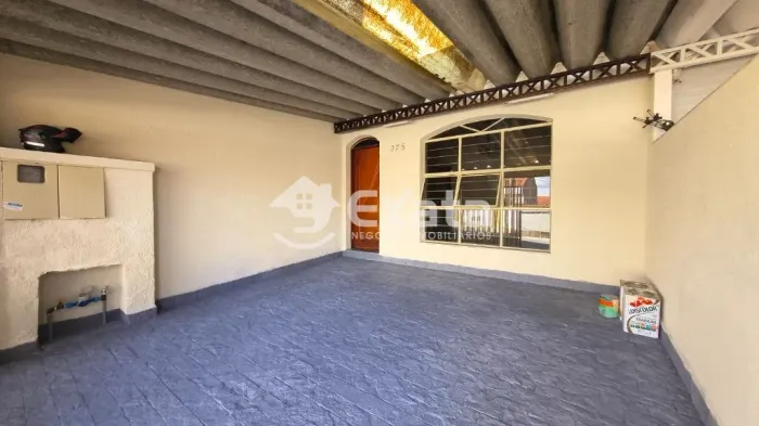 Casa para locação no Jd Prestes de Barros