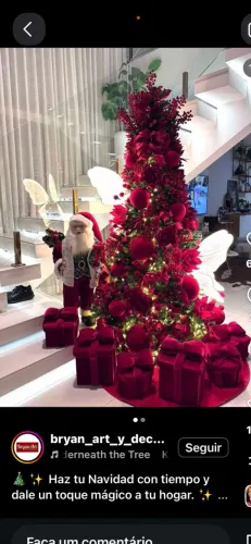 Vendo arvore de natal 2,10 m usadas em 2x cheia e muito nova