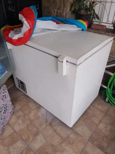 Vende se frizer seme novo