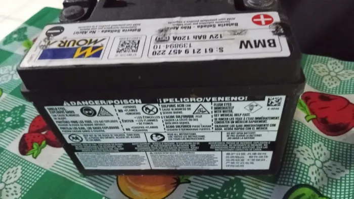 Bateria Original BMW/Moura AGM 12V 8Ah 120A - Usada