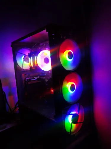 PC GAMER Intel Xeon E5-2640 v3, 8GB RAM e 240GB SSD
