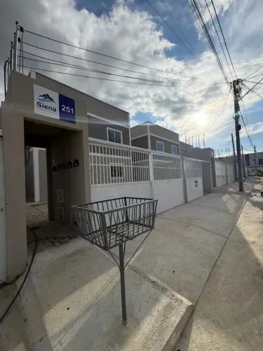 Imóvel para venda possui 55 metros quadrados com 2 quartos em Barrocão - Itaitinga - CE