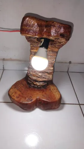Abajur Luminária de Madeira Rústica