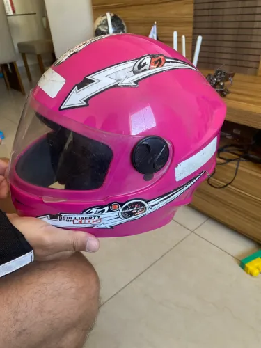 Capacete infantil de moto