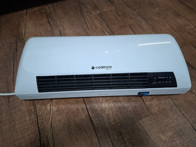 Aquecedor Cadence Classic Air AQC500 127V 1500W com Controle Remoto