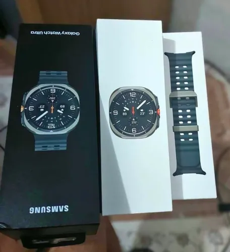 Vendo Samsung Galaxy Watch Ultra 2025 novo 