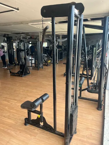 Vendo máquinas de musculação