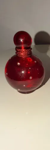 Perfume Britney Spears nunca usado não acompanha caixa