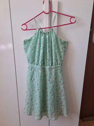 Vestido verde casual estampa gatinhos