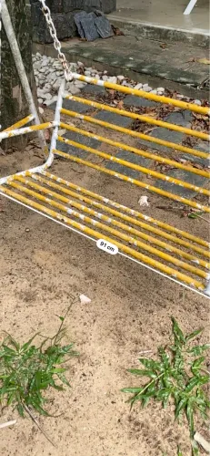 Balanço infantil antigo para jardim