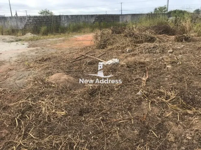 Terreno com 415,87m² à Venda no Condomínio Maison Du Soleil, Ponta da Fruta, em Vila Velha