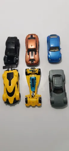 Carrinhos Hot Wheels