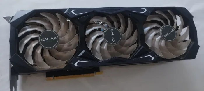 RTX 3080 Ti Galax - pequeno defeito