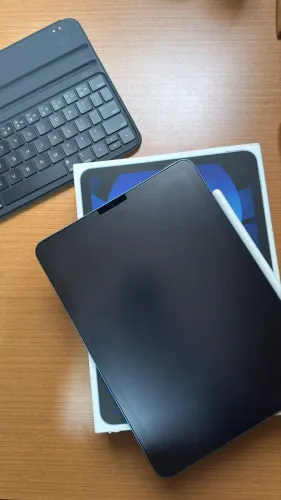 iPad Air 5 + Teclado + Apple Pencil