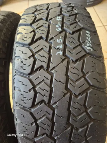 225/65 R17
