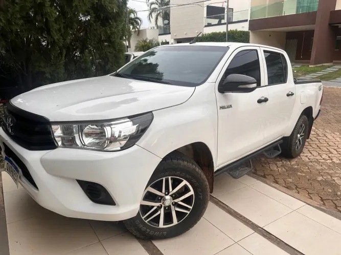 Toyota Hilux CD 4X4 2.8 Diesel Mec. 2020