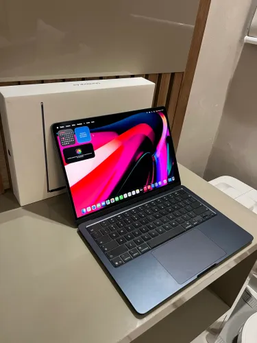 MacBook Air M5, 16/512Gb garantia Apple até Agosto/2027 - Em até 18x
