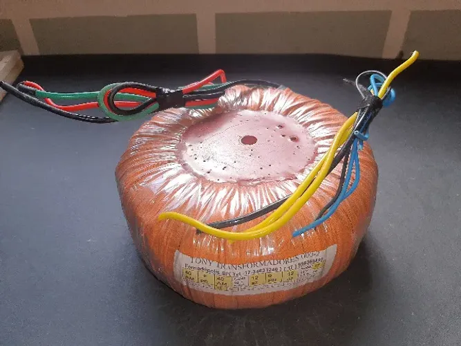 Transformador Toroidal 1300w-saida 40+40 16a E 12+12 1,5a