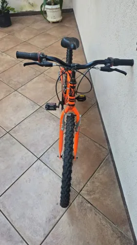 Bicicleta Foxxer Combat Aro 20 - 18 Marchas - Excelente Estado