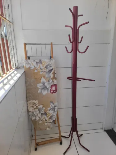 Tábua de Passar Roupa Dobrável + Cabideiro de Pé (Mancebo)
