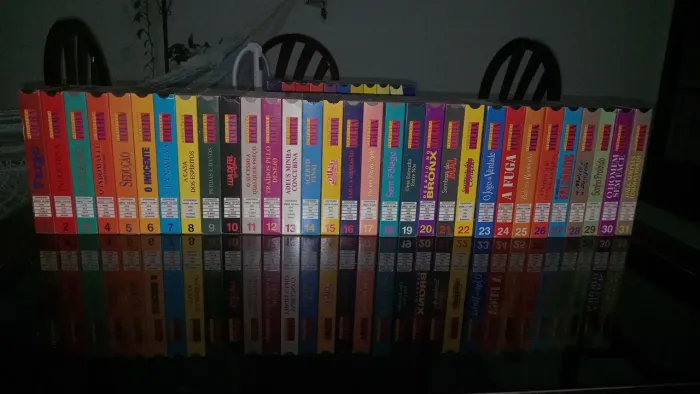 Coleções de fitas VHS da Folha