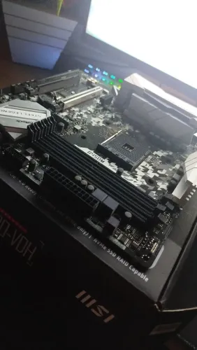 Placa Mãe B450M Steel Legend